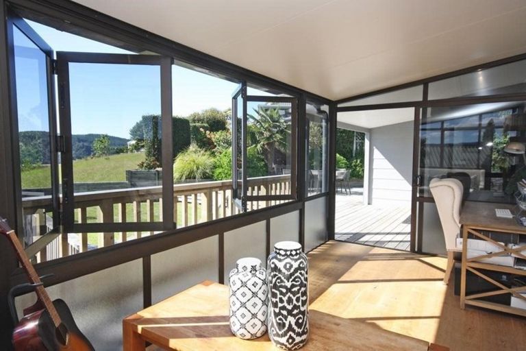 Photo of property in 130 Tirohanga Drive, Whangamata, 3620