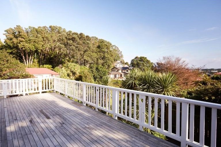 Photo of property in 12 Tamar Street, New Plymouth, 4310