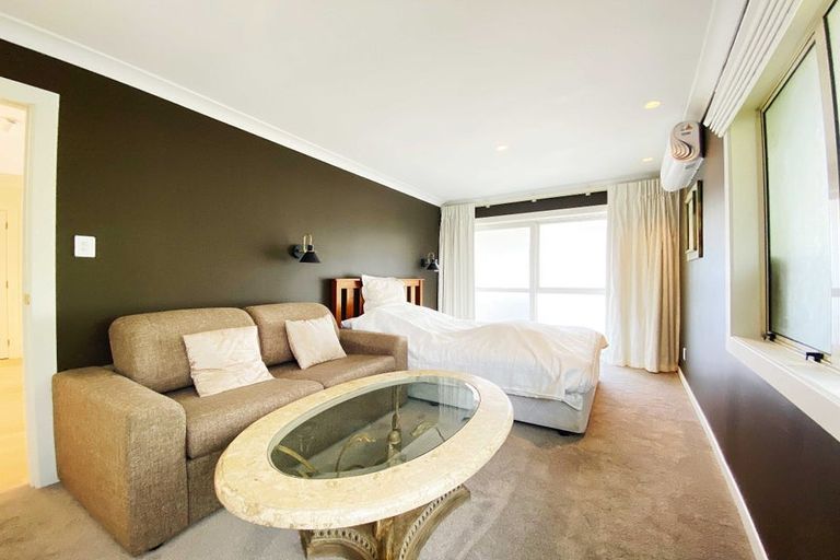 Photo of property in 33 Polo Prince Drive, Totara Park, Manurewa, 2576