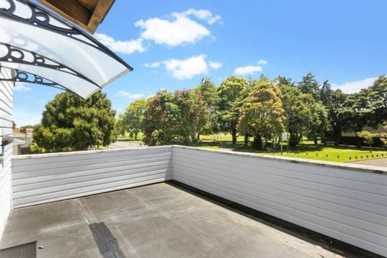 Photo of property in 130 Buckland Road, Mangere East, Auckland, 2024