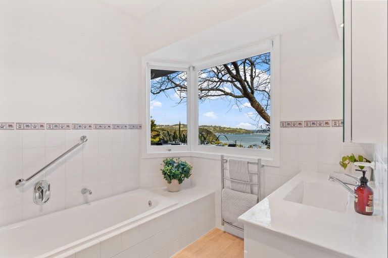 Photo of property in 596 Leigh Road, Whangateau, Warkworth, 0985