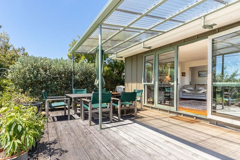 Photo of property in 34 Ngaio Road, Waikanae, 5036