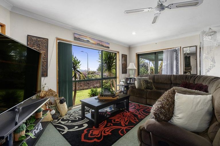 Photo of property in 30 Summerhaven Place, Ohauiti, Tauranga, 3112