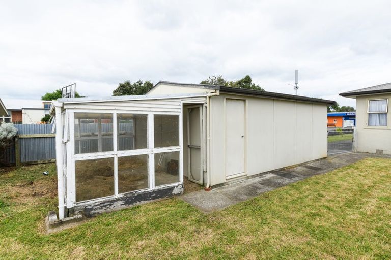 Photo of property in 107 College Street, Awapuni, Palmerston North, 4412