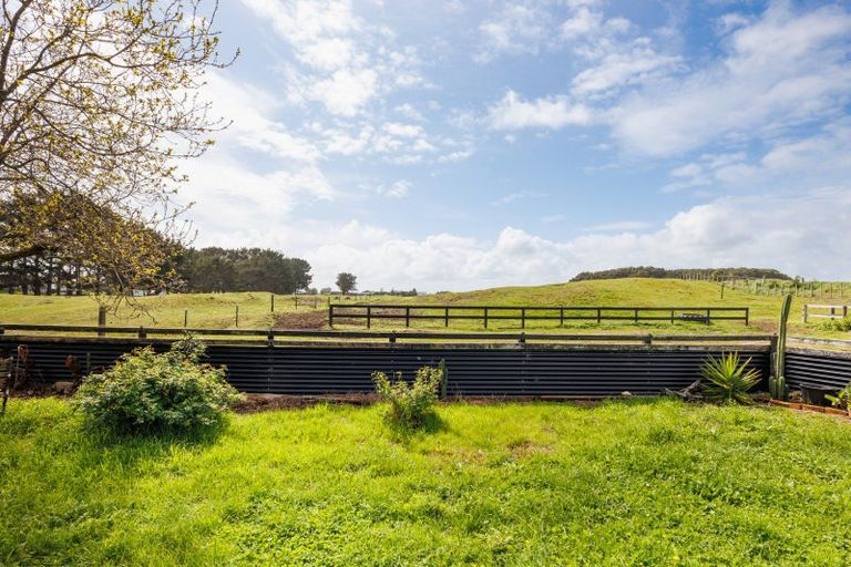 Photo of property in 2066 Tangimoana Road, Tangimoana, Palmerston North, 4473