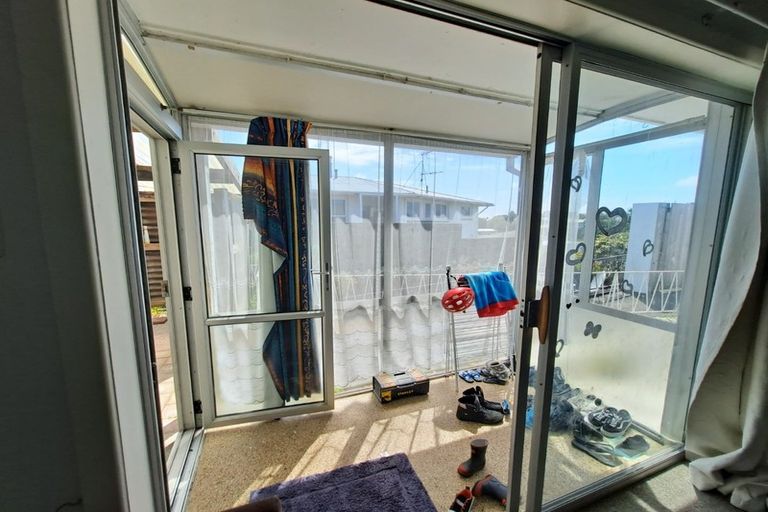 Photo of property in 1/183 Seaview Road, Westown, New Plymouth, 4310