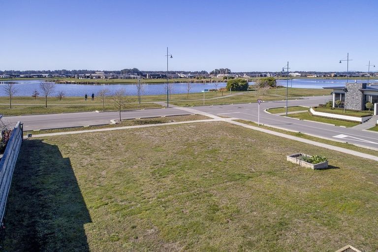 Photo of property in 47 Lakeside Drive, Pegasus, 7612