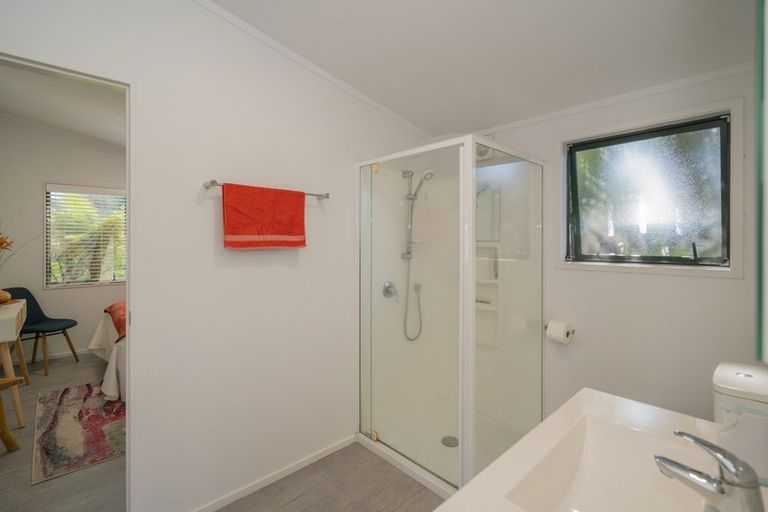 Photo of property in 17 White Street, Whitianga, 3510