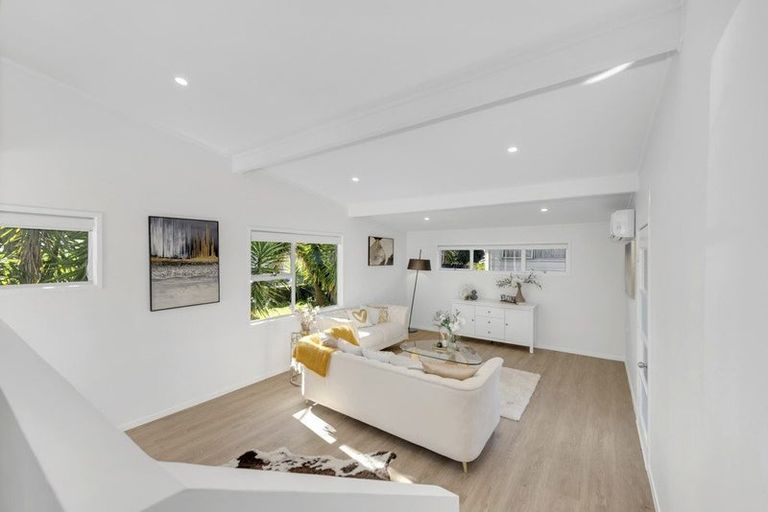 Photo of property in 5 Astor Place, Manurewa, Auckland, 2102