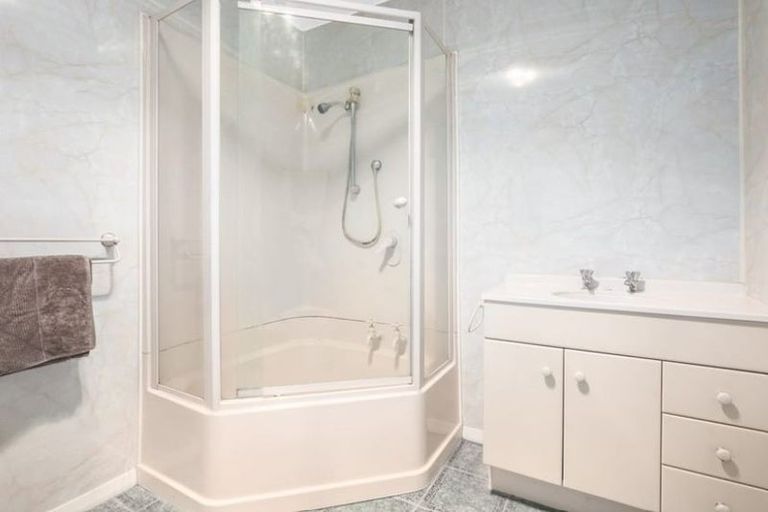 Photo of property in 21 Cudby Street, Woburn, Lower Hutt, 5011