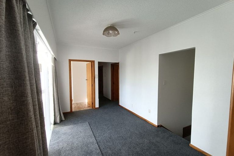 Photo of property in 14 City View Grove, Harbour View, Lower Hutt, 5010