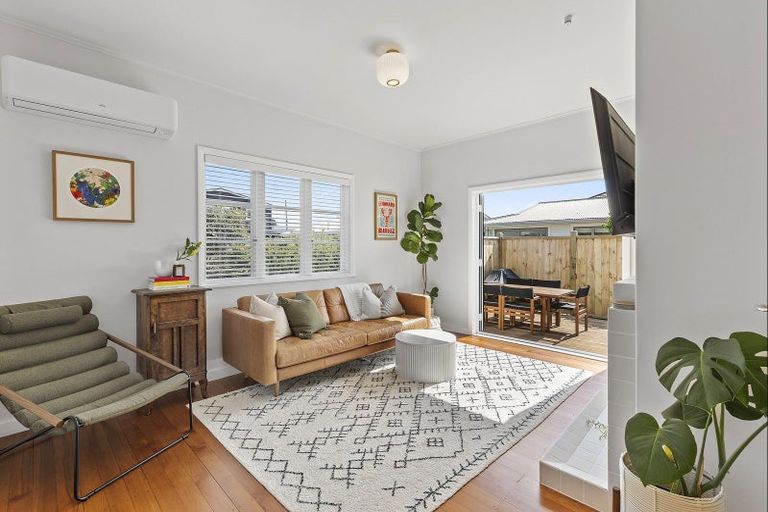 Photo of property in 439 Broadway, Miramar, Wellington, 6022