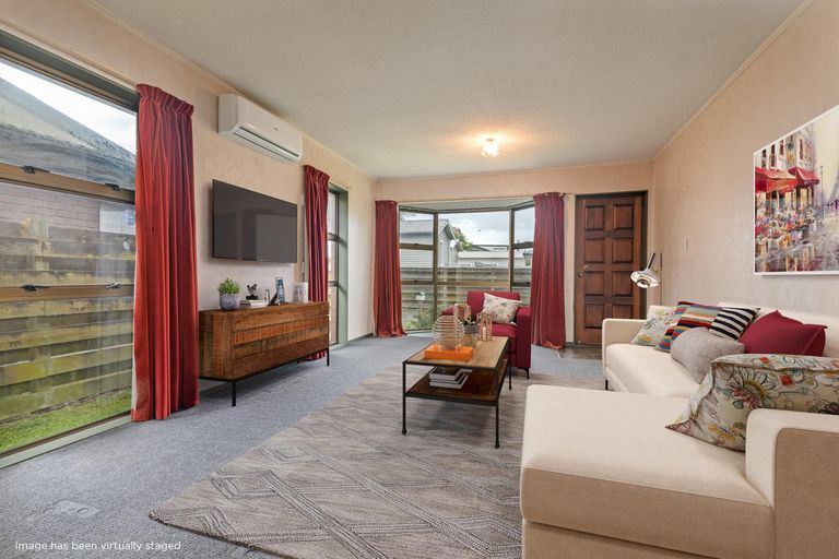 Photo of property in 984c Tremaine Avenue, Roslyn, Palmerston North, 4414