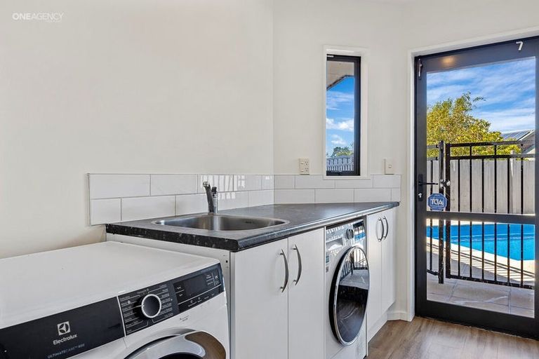 Photo of property in 37 Huria Lane, Woodend, 7610