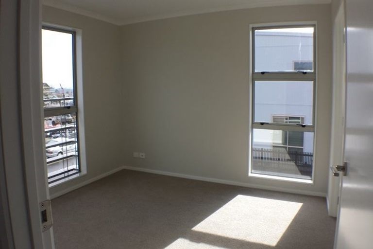 Photo of property in 13 Mollusc Road, Hobsonville, Auckland, 0616