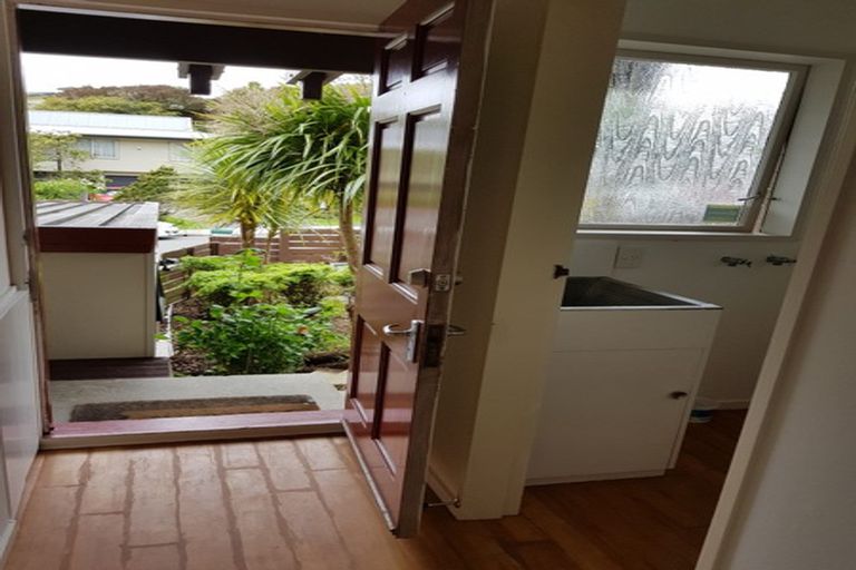 Photo of property in 99 Churton Drive, Churton Park, Wellington, 6037