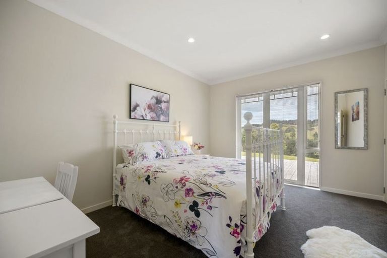 Photo of property in 551 Upper Waiwera Road, Puhoi, Silverdale, 0994