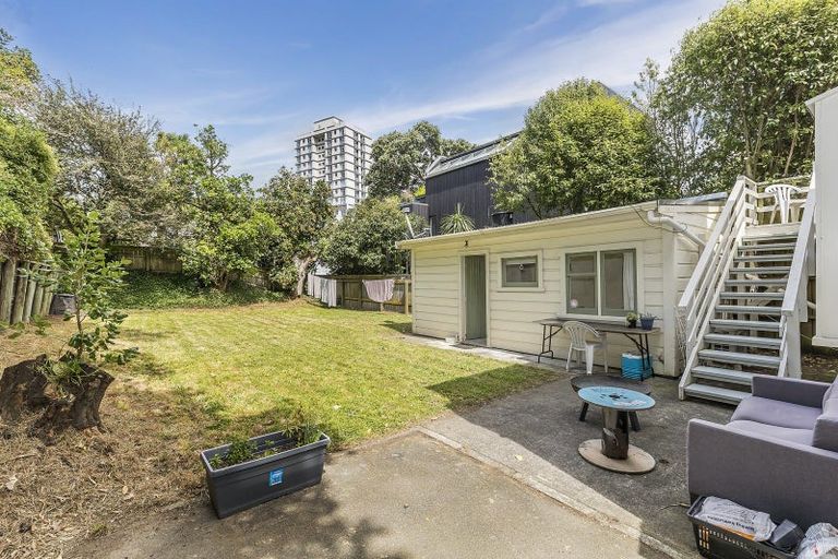 Photo of property in 97 Webb Street, Mount Cook, Wellington, 6011