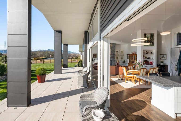 Photo of property in 1 Baxter Michael Crescent, Cambridge, 3434