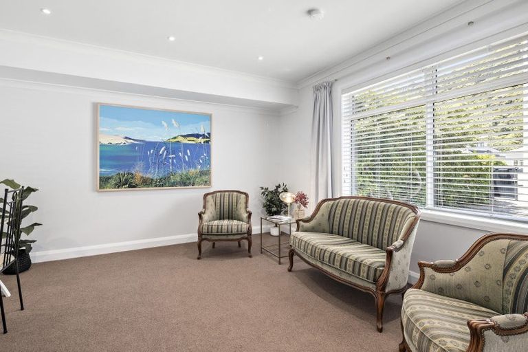 Photo of property in 74 Oroua Street, Eastbourne, Lower Hutt, 5013