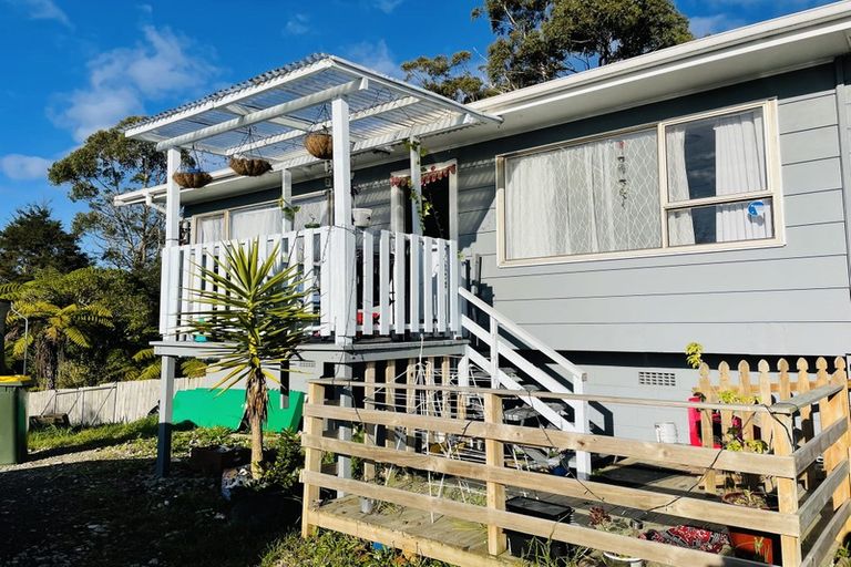 Photo of property in 302 Swanson Road, Henderson, Auckland, 0610