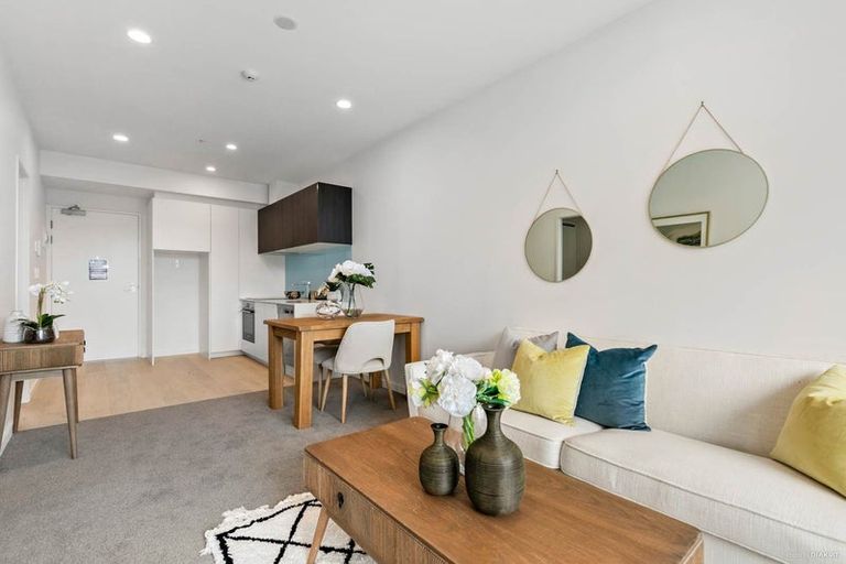 Photo of property in 208/19 Rawene Road, Birkenhead, Auckland, 0626