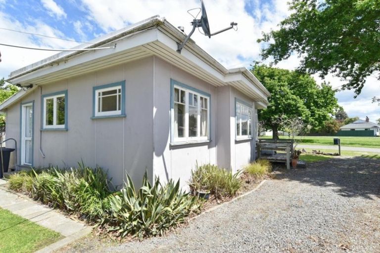 Photo of property in 17 Penfold Square, Leithfield, 7481