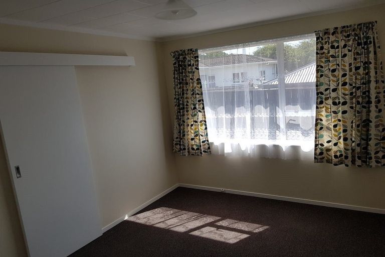 Photo of property in 3/54 Martin Street, Wallaceville, Upper Hutt, 5018