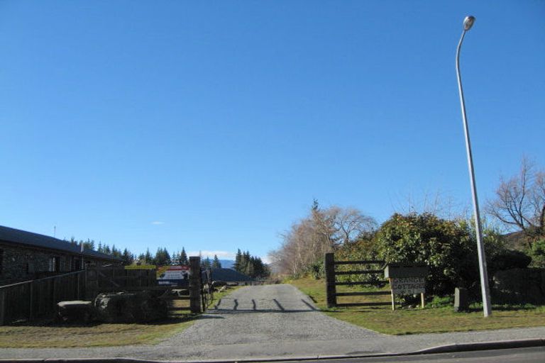 Photo of property in 2/51 Kings Drive, Wanaka, 9305