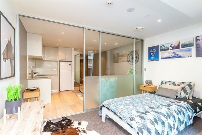 Photo of property in 17 Wakefield Road, Favona, Auckland, 2024