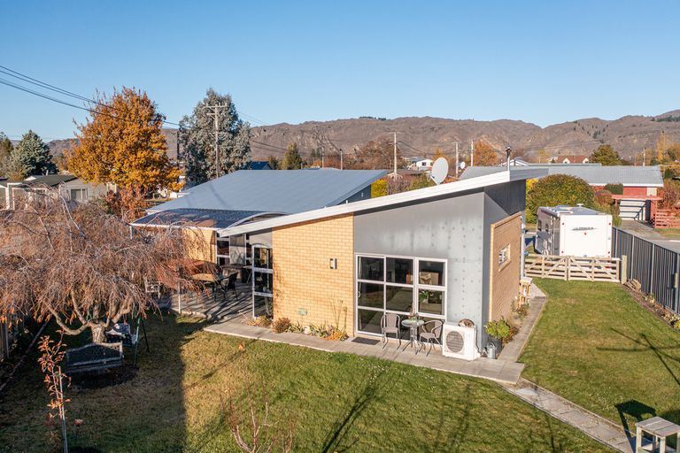 Photo of property in 35 Eureka Street, Alexandra, 9320