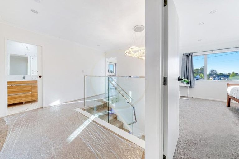 Photo of property in 39 Sunnyside Crescent, Papatoetoe, Auckland, 2025