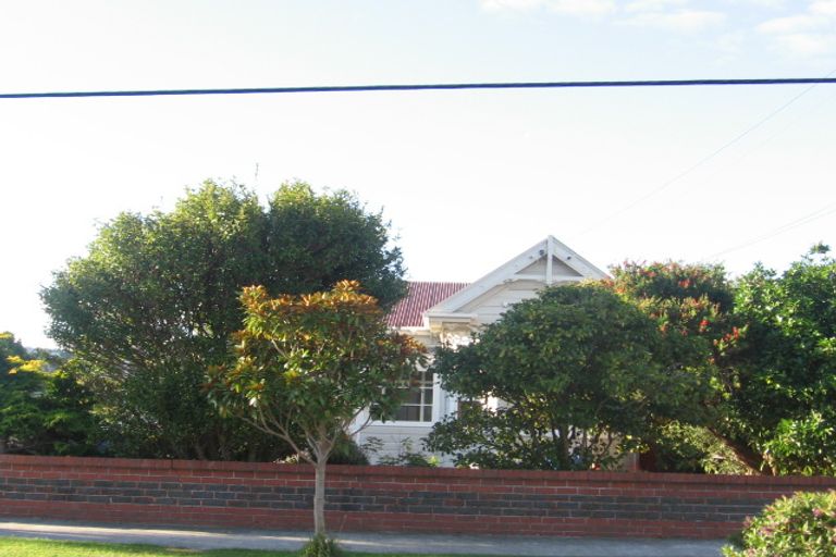 Photo of property in 13 Manchester Street, Petone, Lower Hutt, 5012
