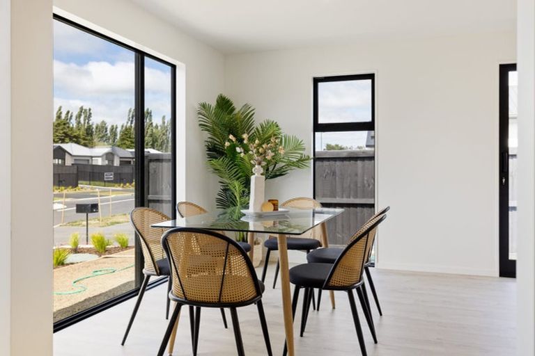 Photo of property in 31 River Stone Drive, Halswell, Christchurch, 8025