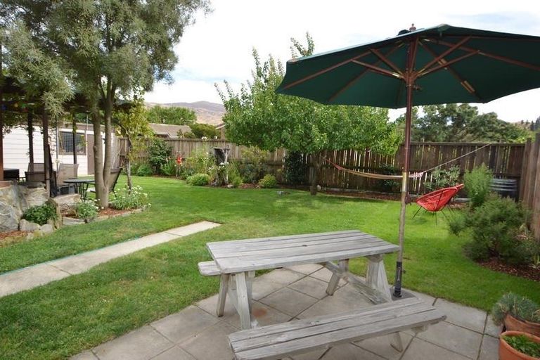 Photo of property in 3 Marsh Place, Cromwell, 9310