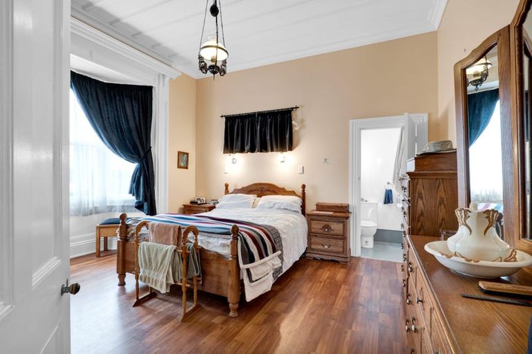 Photo of property in 2 Broadway, Waitara, 4320