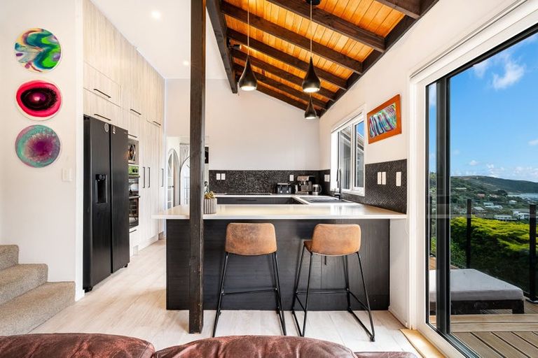 Photo of property in 15 Mercury Way, Whitby, Porirua, 5024