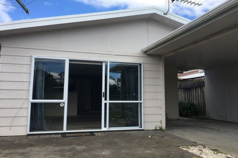 Photo of property in 10a Simpson Road, Ranui, Auckland, 0612