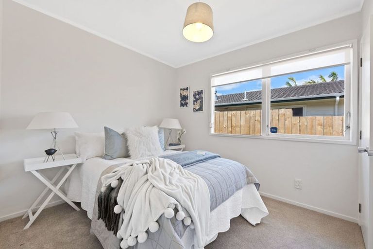 Photo of property in 5 Culver Terrace, Howick, Auckland, 2014
