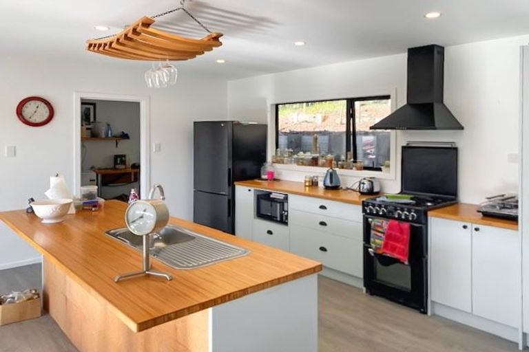 Photo of property in 12 Valley Road, Greta Valley, 7387