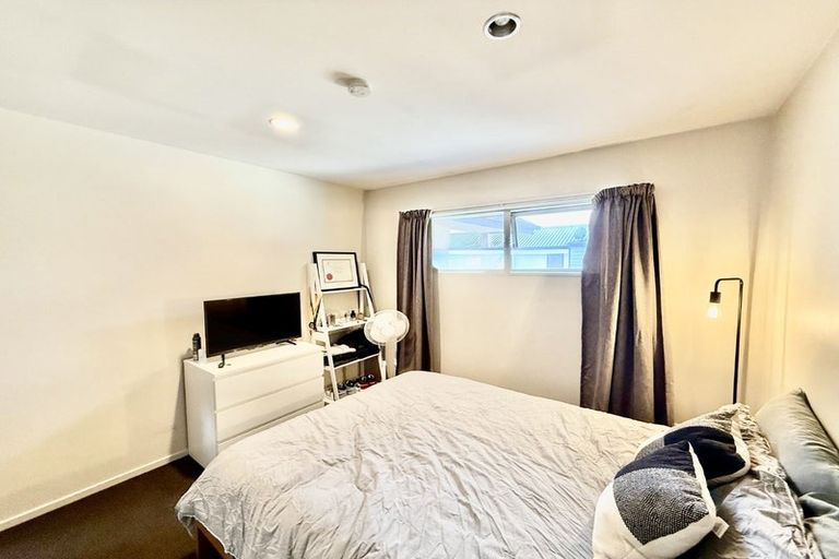 Photo of property in 440b Wilsons Road North, Waltham, Christchurch, 8011