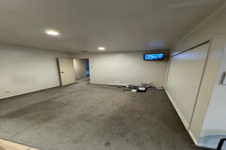 Photo of property in 54 Magic Way, Randwick Park, Auckland, 2105