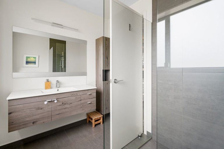 Photo of property in 4 Goldie Lane, Albert Town, Wanaka, 9305