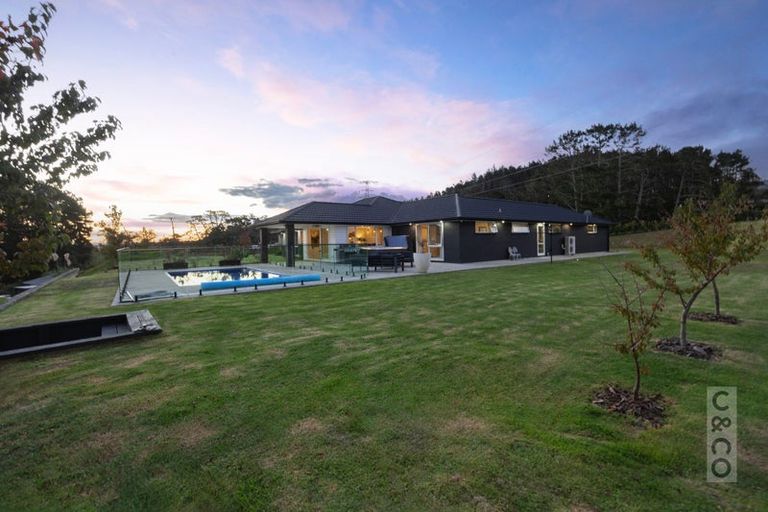 Photo of property in 43e Terry Smyth Drive, Kumeu, 0892