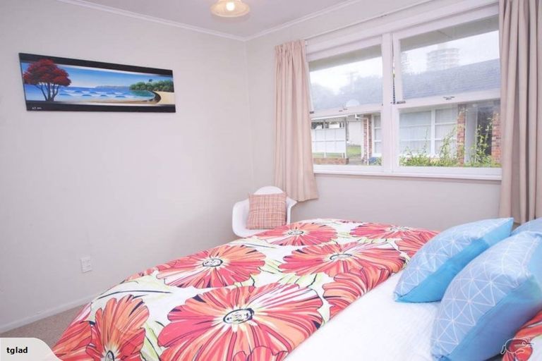 Photo of property in 1/2 Saltburn Road, Milford, Auckland, 0620