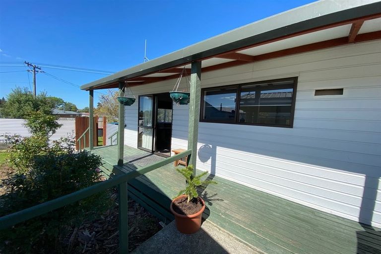 Photo of property in 42 Darby Street, Geraldine, 7930