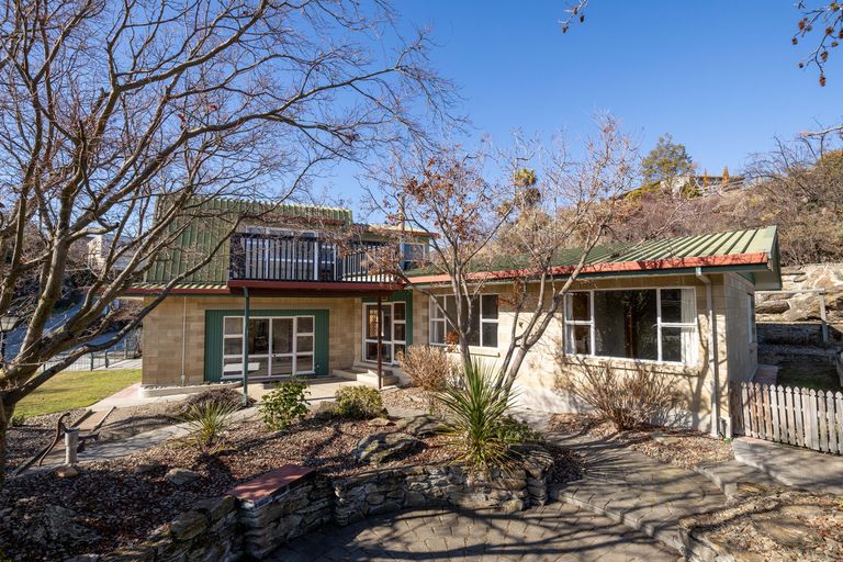 Photo of property in 6 Coulson Place, Alexandra, 9320