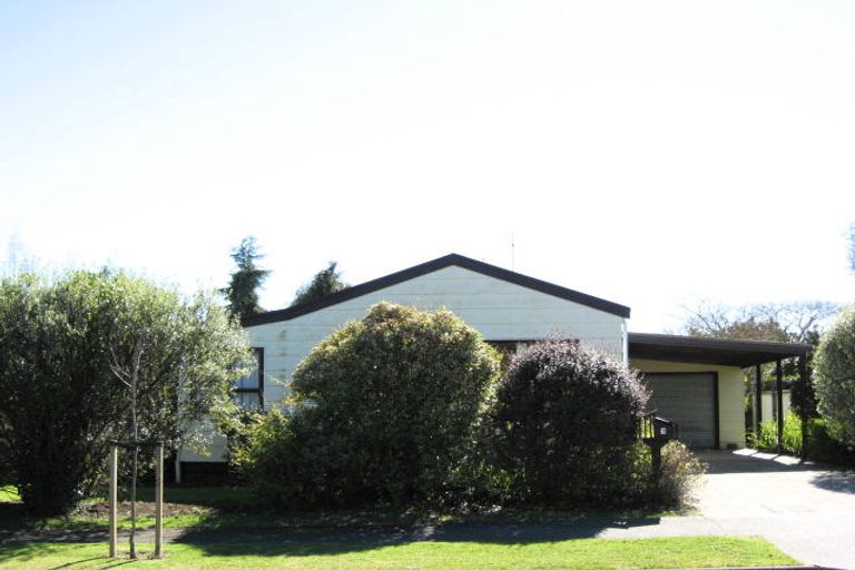 Photo of property in 1 Hunters Hill, Havelock North, 4130