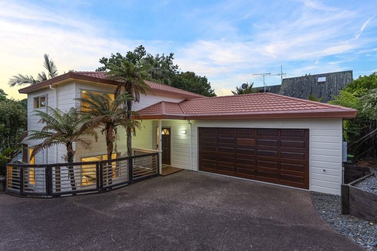 Photo of property in 2/13a Sandspit Road, Cockle Bay, Auckland, 2014