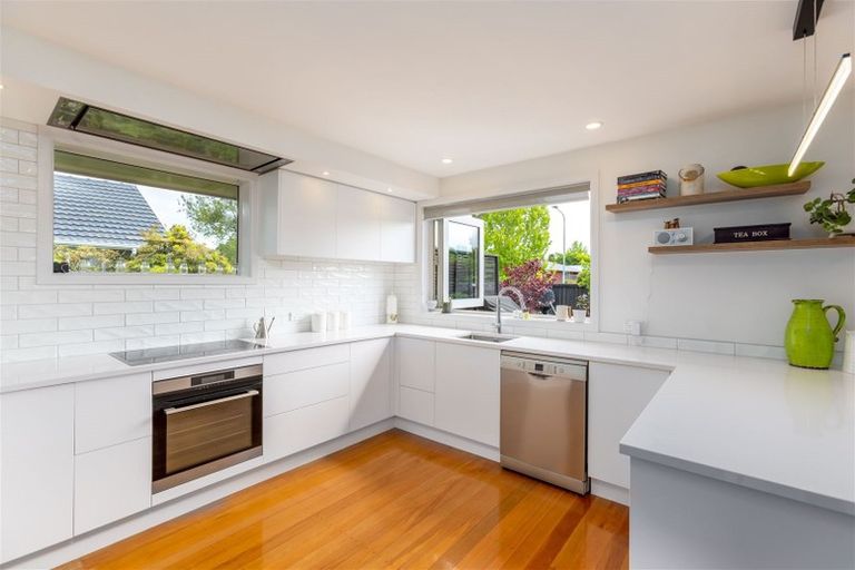 Photo of property in 34 Carruthers Street, Ilam, Christchurch, 8041